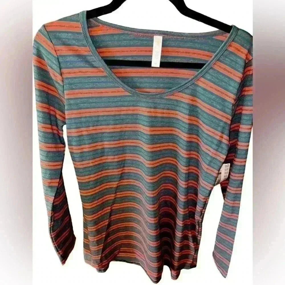 Lularoe medium grey long sleeve Lynnae t shirt with teal & coral stripes. NWT.